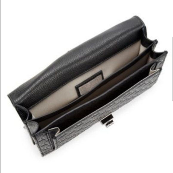 🎀VALENTINO by MARIO VALENTINO Adrienne Logo Leather crossbody bag. Color:Black⚘ - Picture 4 of 16